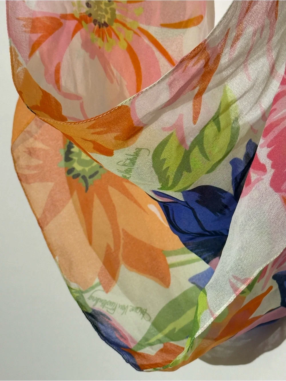 Diane Von Furstenberg gorgeous dvf